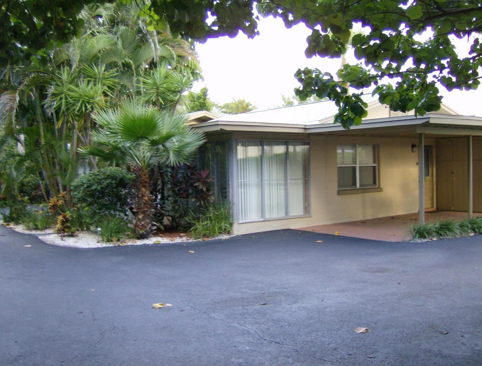 Turtle Crawl Inn - Longboat Key Exterior photo
